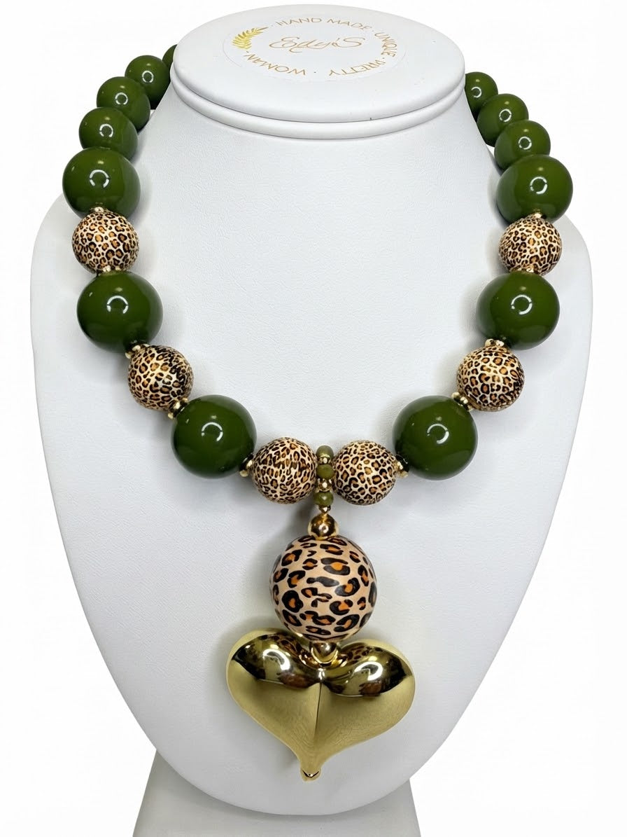 Candy Heart animal print Neck