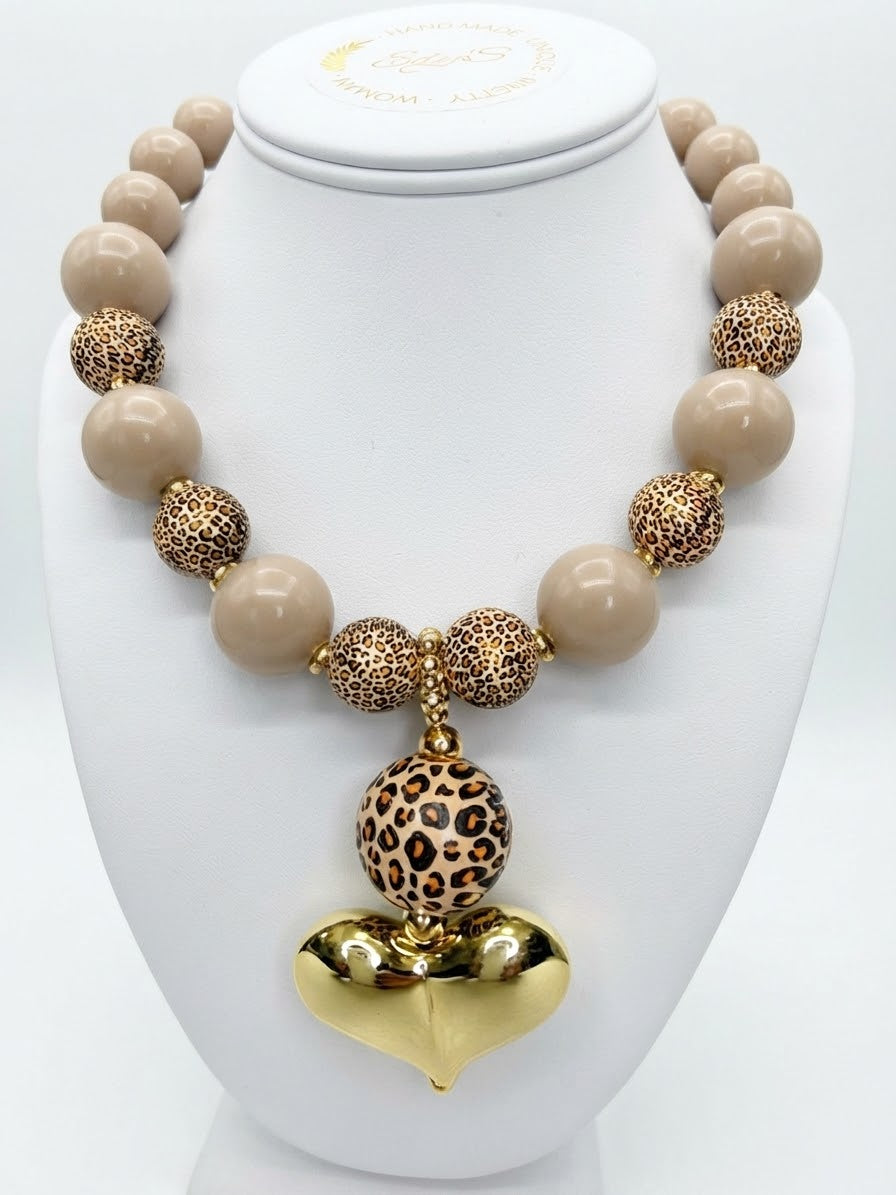 Candy Heart animal print Neck