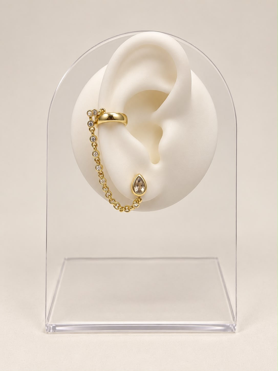 Helen Earcuff