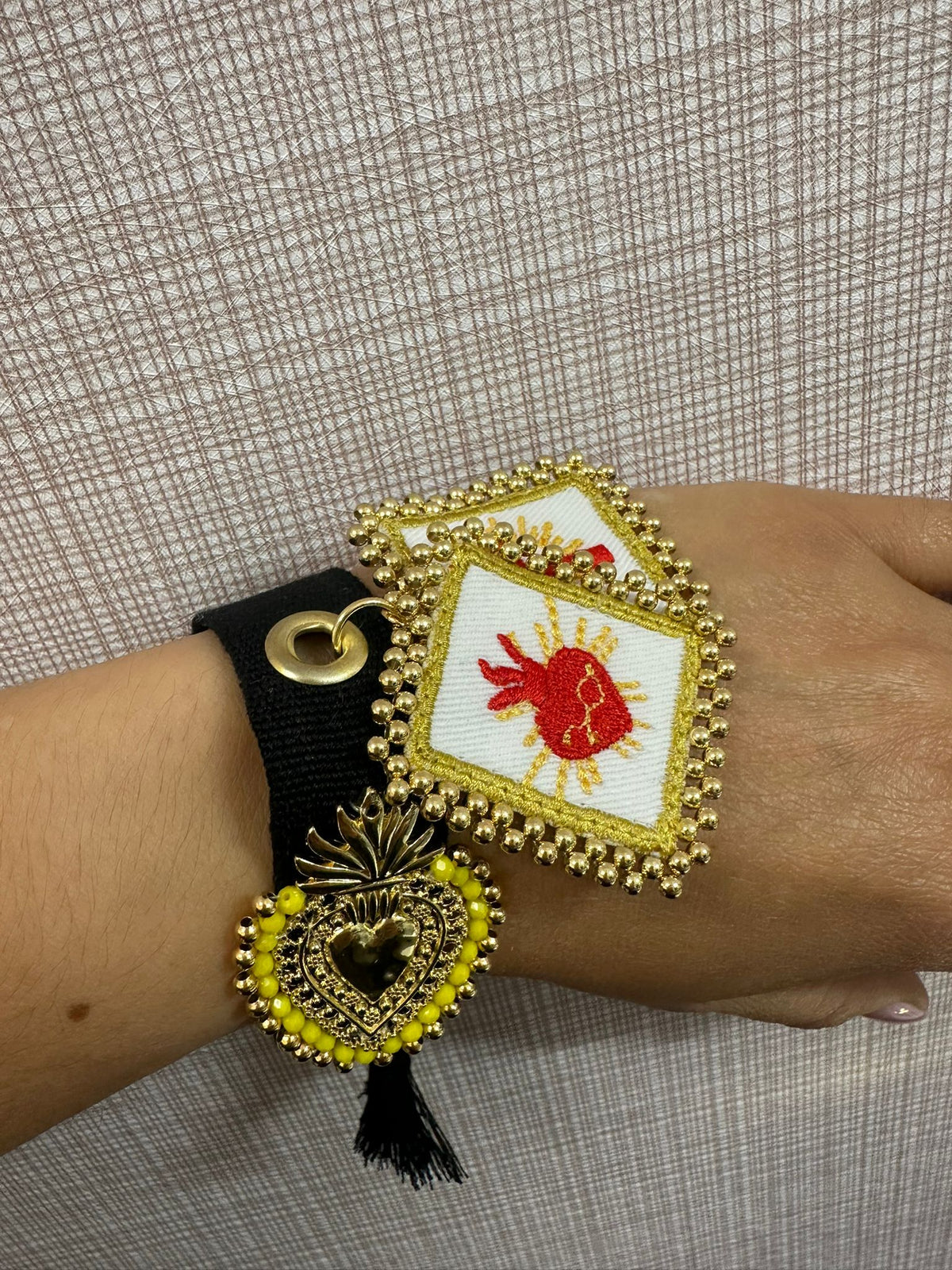 Edy’S black escapulary bracelet